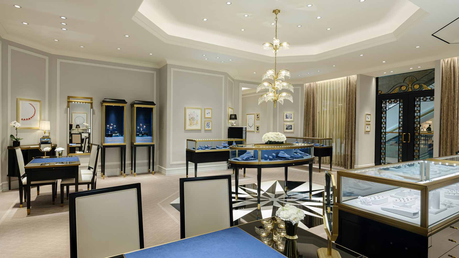 THE HOUSE OF HARRY WINSTON OPENS ITS FIRST RETAIL SALON IN NANJING